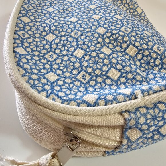 Blue Essential Spa Box - Picture 11 of 15